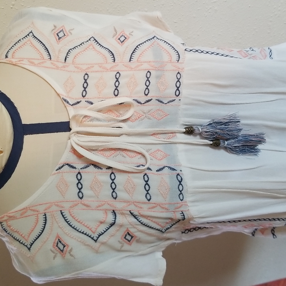Knox Rose Embroidered Top
